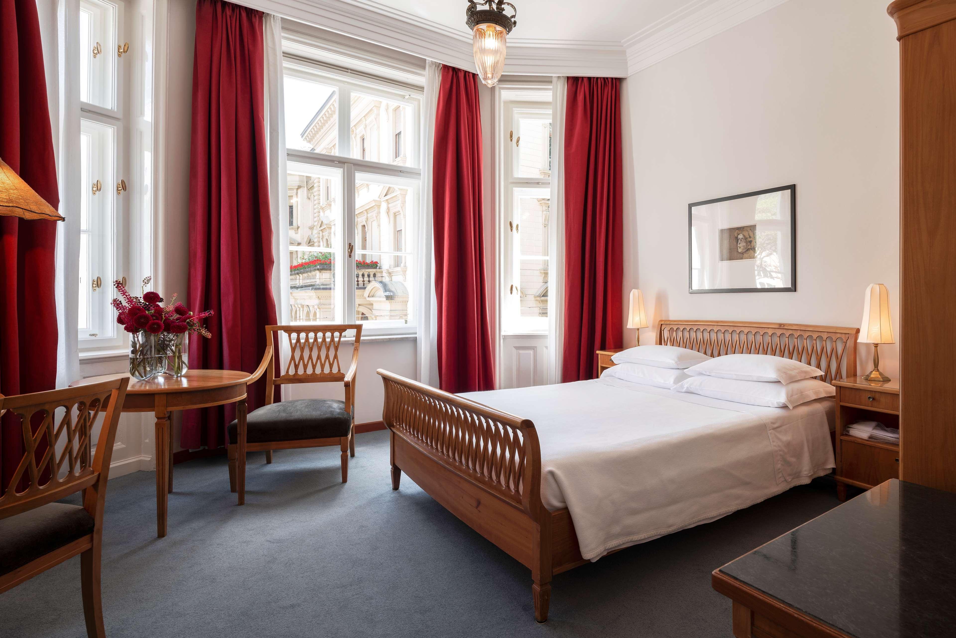 Parkhotel Laurin Bolzano Esterno foto