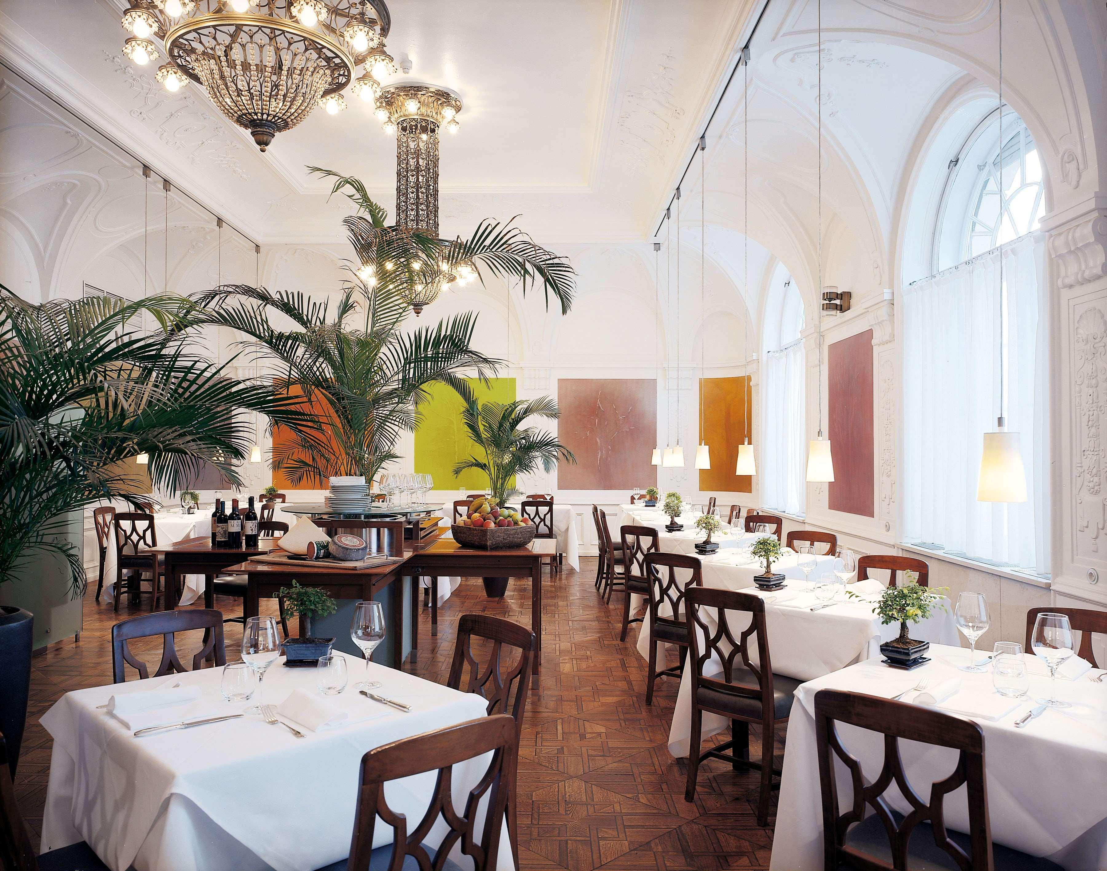 Parkhotel Laurin Bolzano Esterno foto