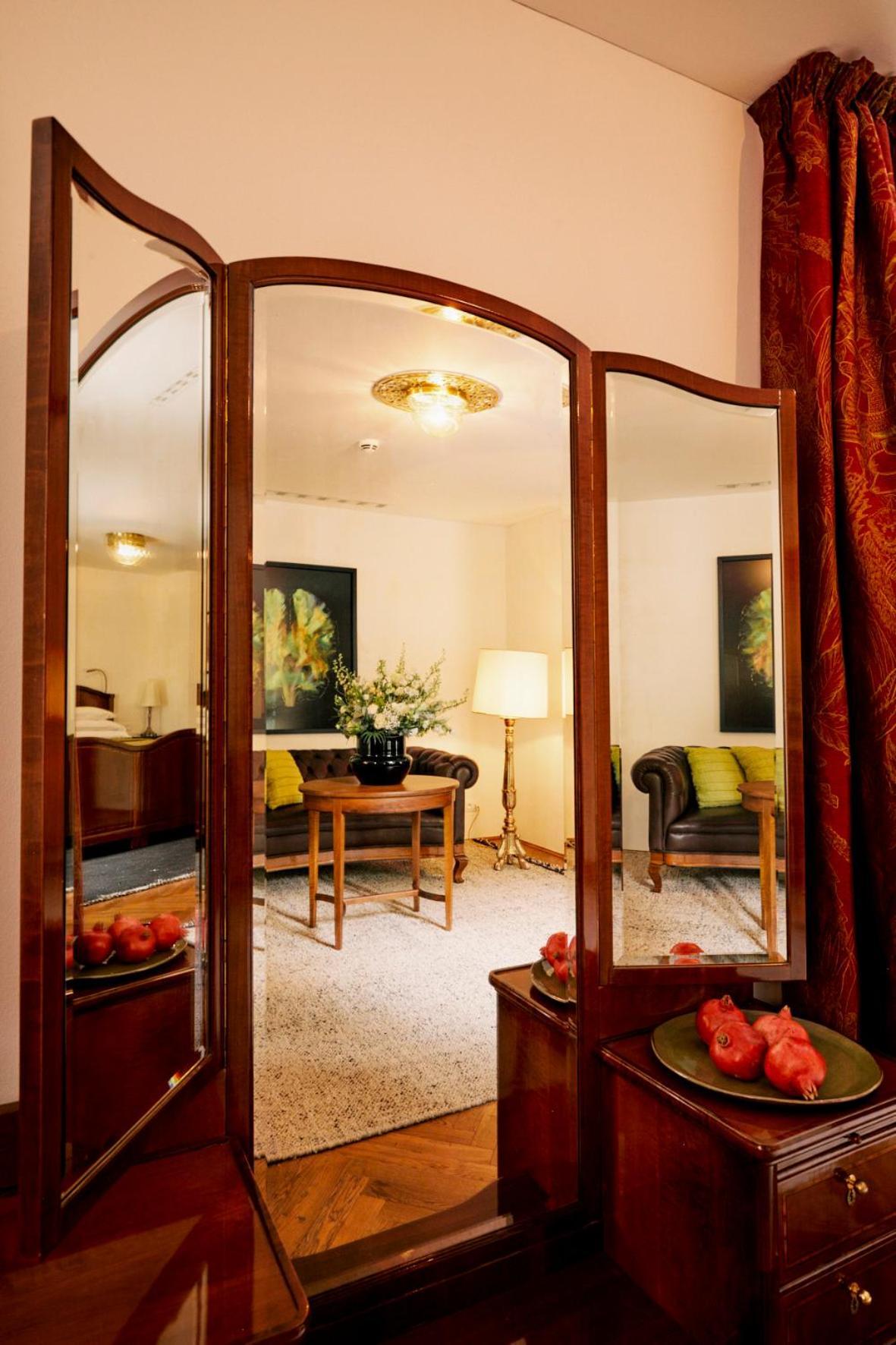 Parkhotel Laurin Bolzano Esterno foto